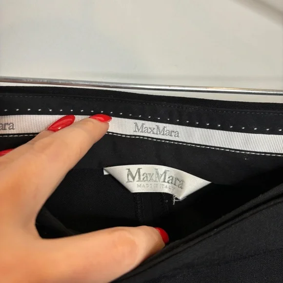 MaxMara Mid-Rise Black Trousers